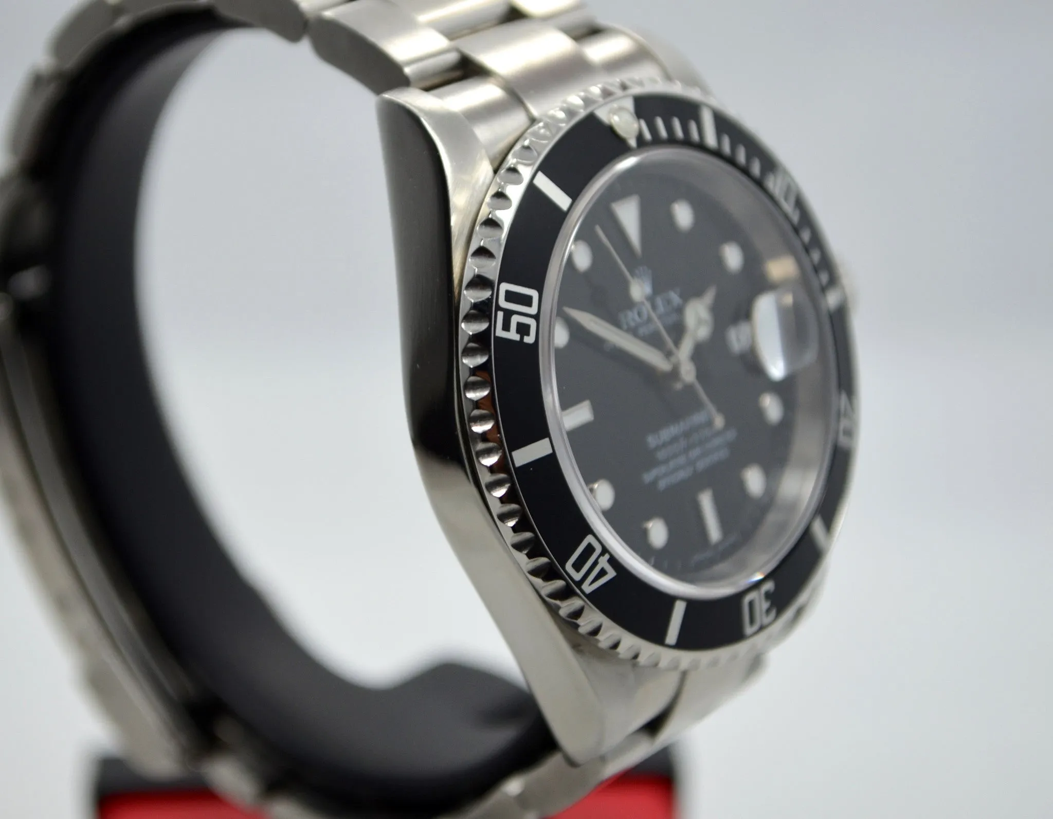 2005 Rolex Submariner 16610 "D" Serial Stainless Steel Date Automatic Watch