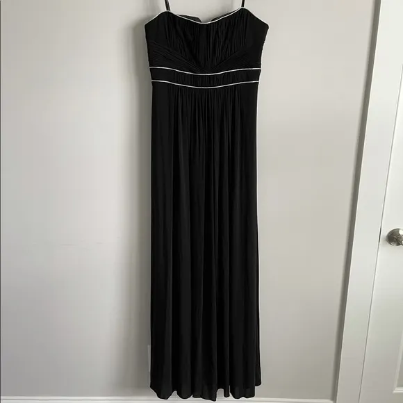 BCBGMaxAzria Black &amp; Silver Trim Full Length Gown Dress Ruched Strapless Evening