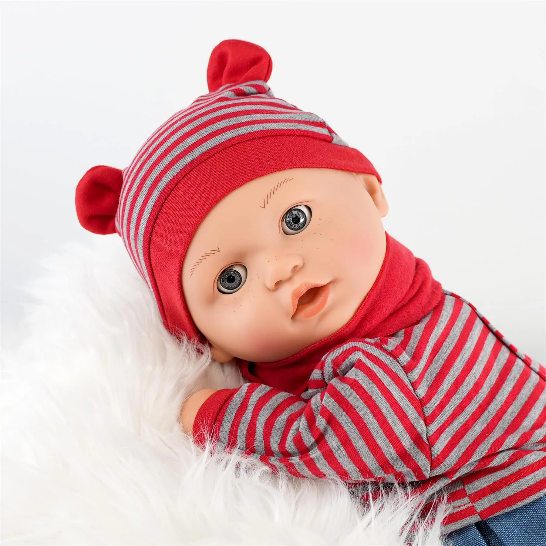 BiBi Sleeping Girl Doll (40 cm / 16")