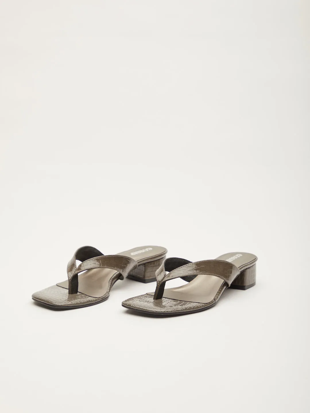 CLASSIC CROCO THONGS