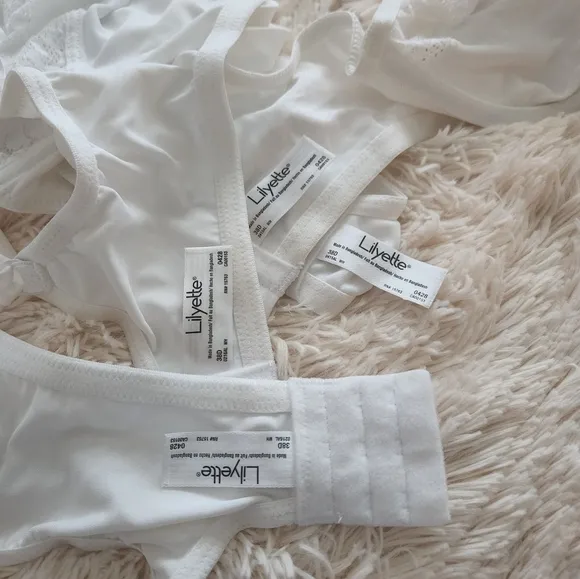 Elegant White Lace Bra bundle