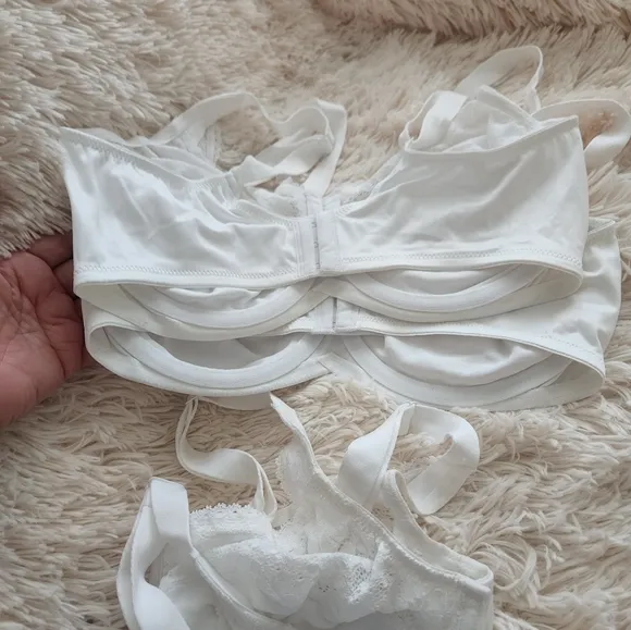 Elegant White Lace Bra bundle