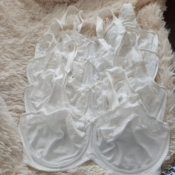 Elegant White Lace Bra bundle