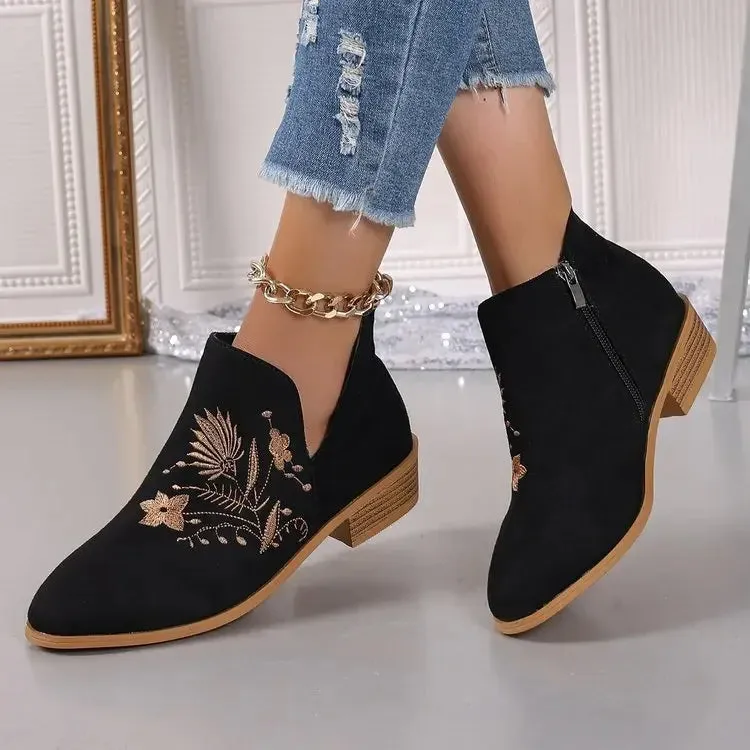 Fashion Retro Ankle Boots Embroidered Pointed Toe Loafers Elegant Casual Low Heels Shoes Moccasin Shoes Party Formal Women