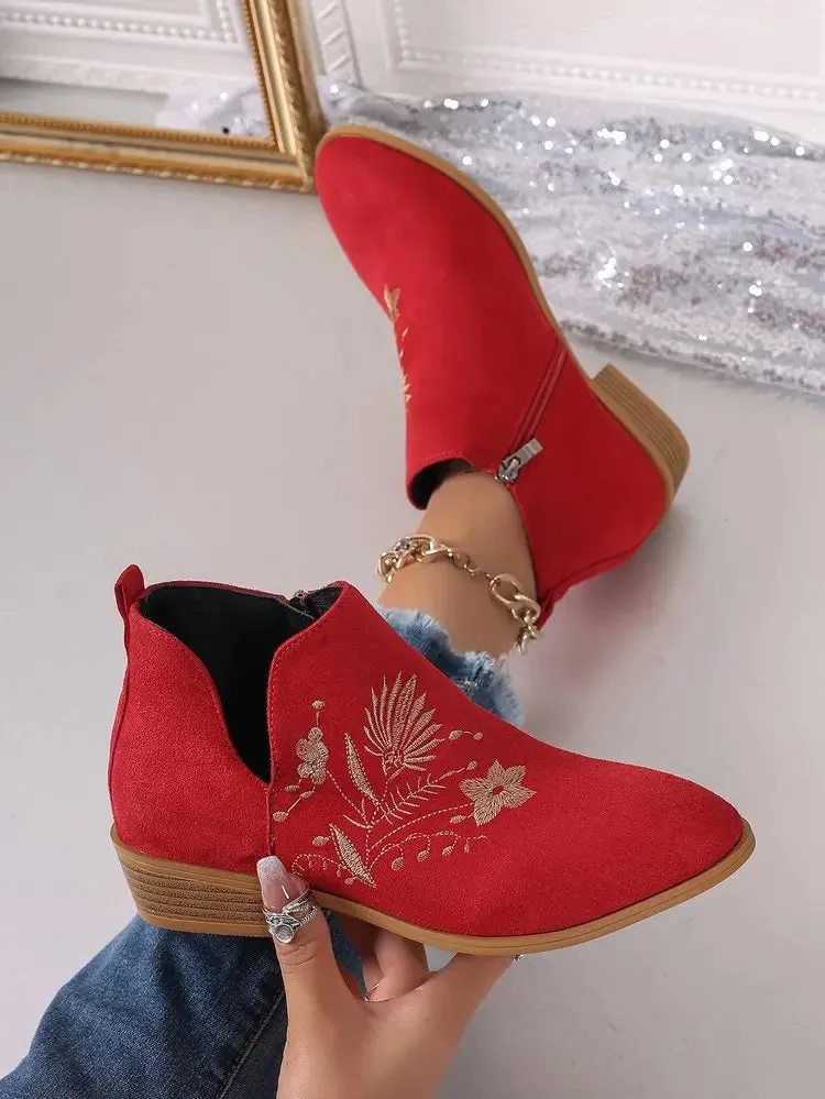 Fashion Retro Ankle Boots Embroidered Pointed Toe Loafers Elegant Casual Low Heels Shoes Moccasin Shoes Party Formal Women