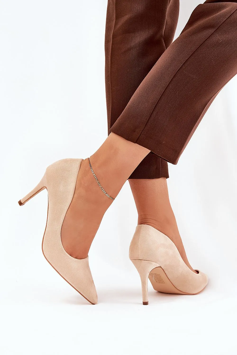 High heels Step in style