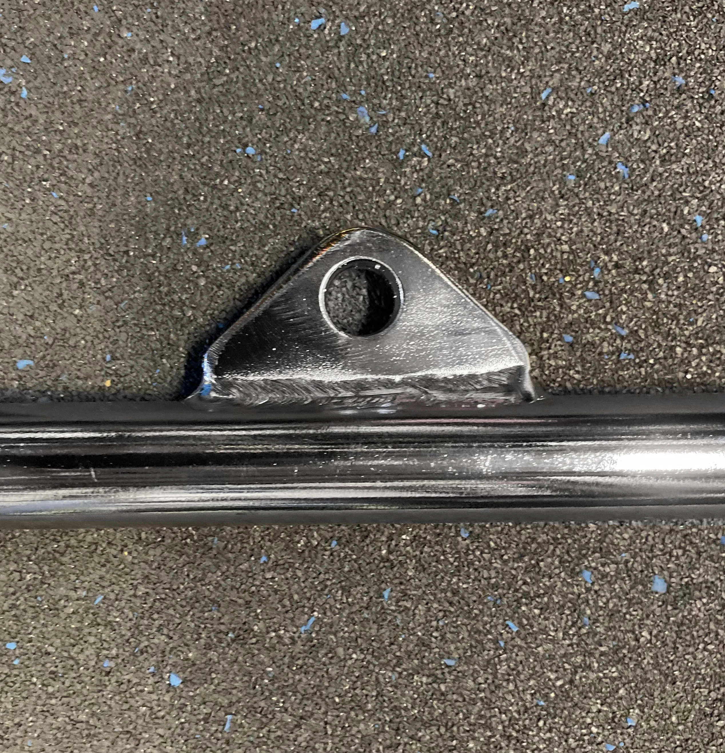 Hollow Lat Pulldown Bar Attachment