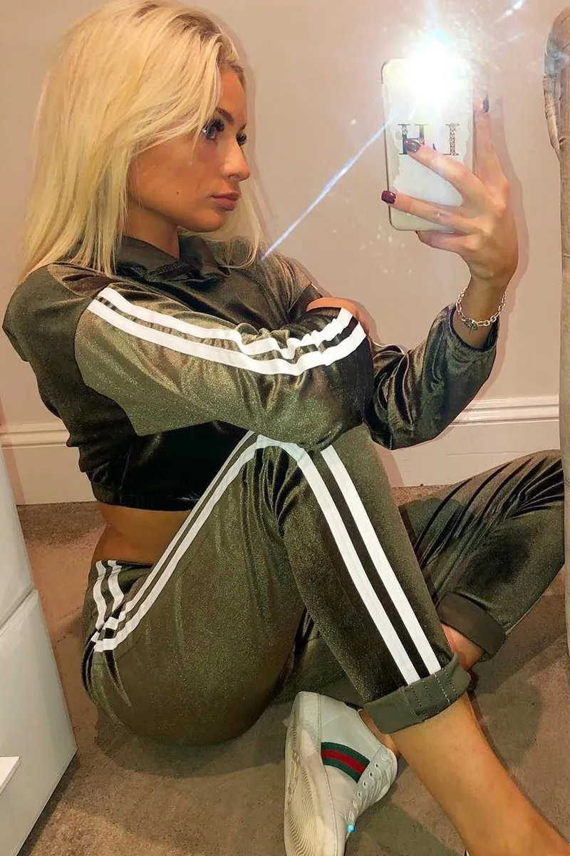 Khaki And White Stripe Velour Cropped Tracksuit - Deymi