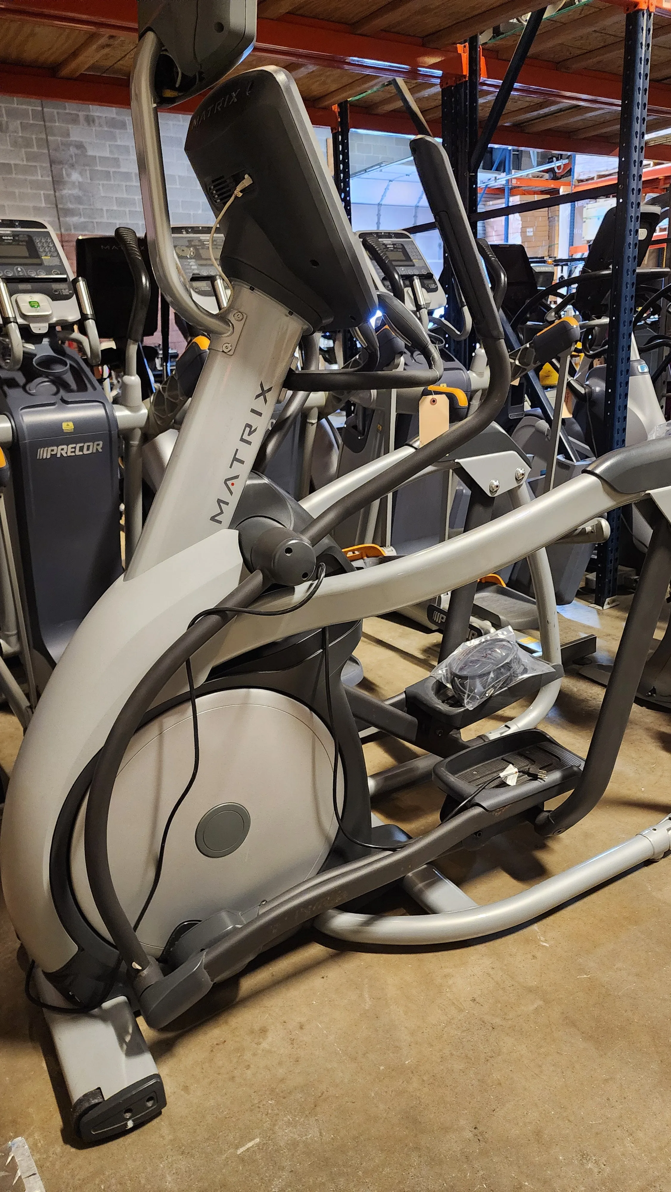 Matrix E5x Suspension Elliptical