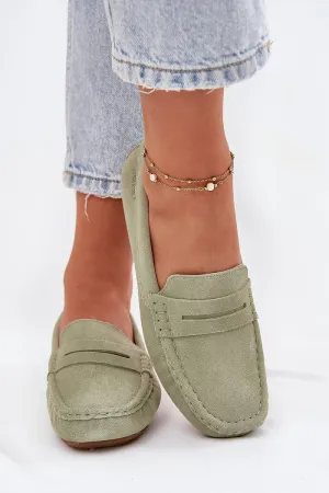 Mocassin Step in style