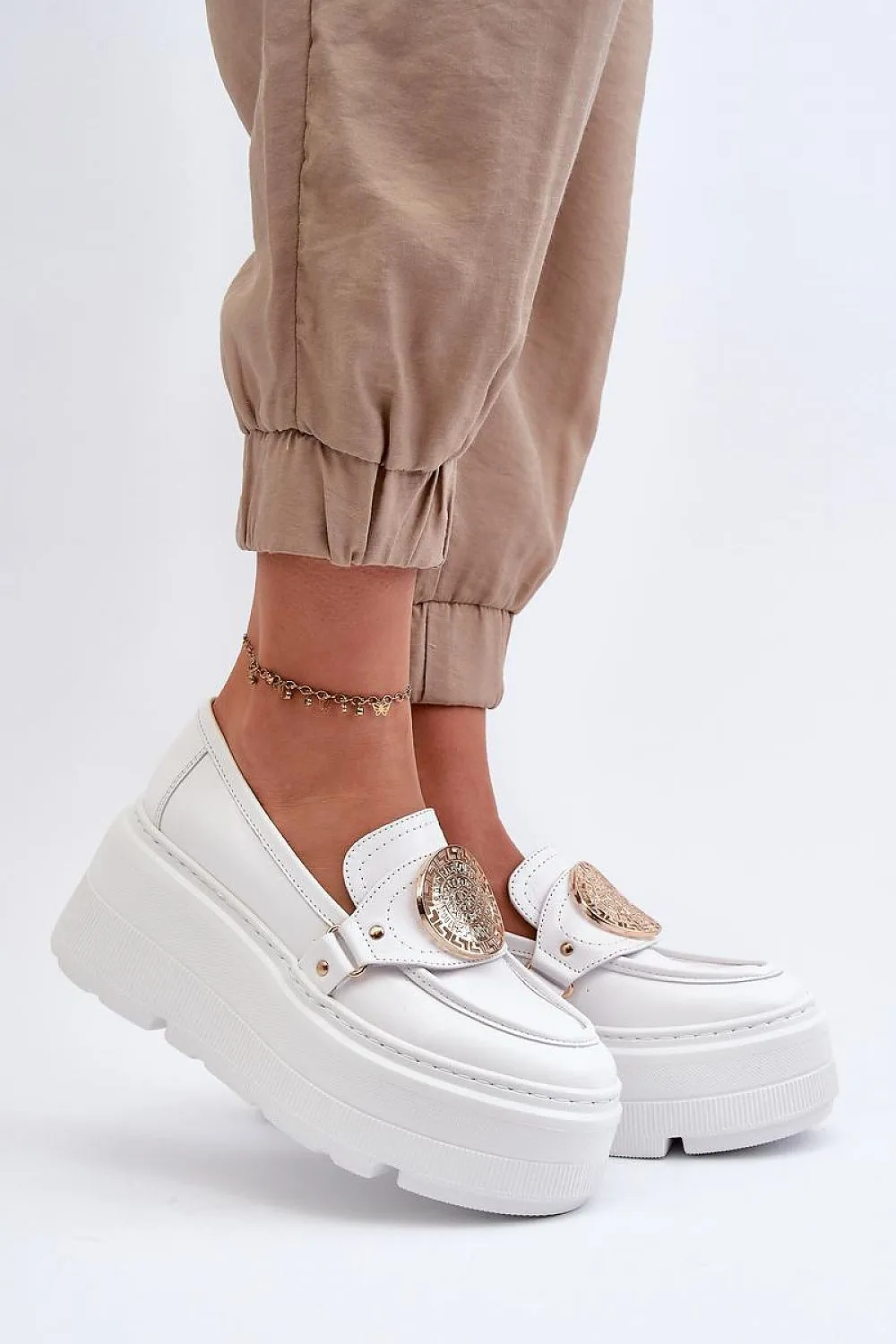 Mocassin Step in style