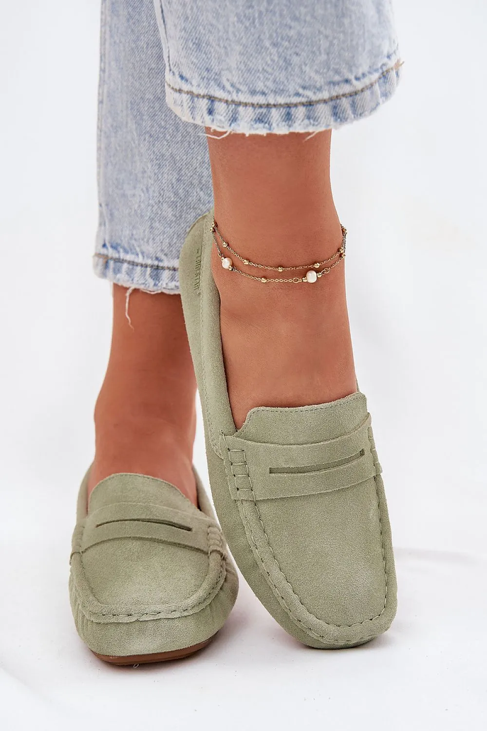 Mocassin Step in style