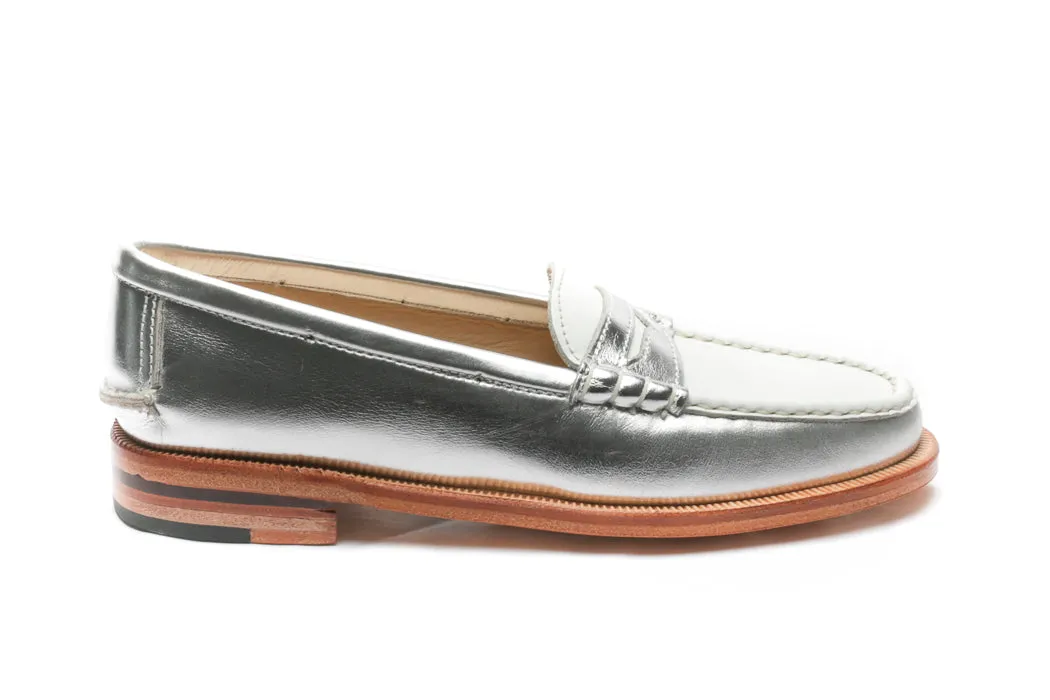 Moccasin 5379 Silver/White