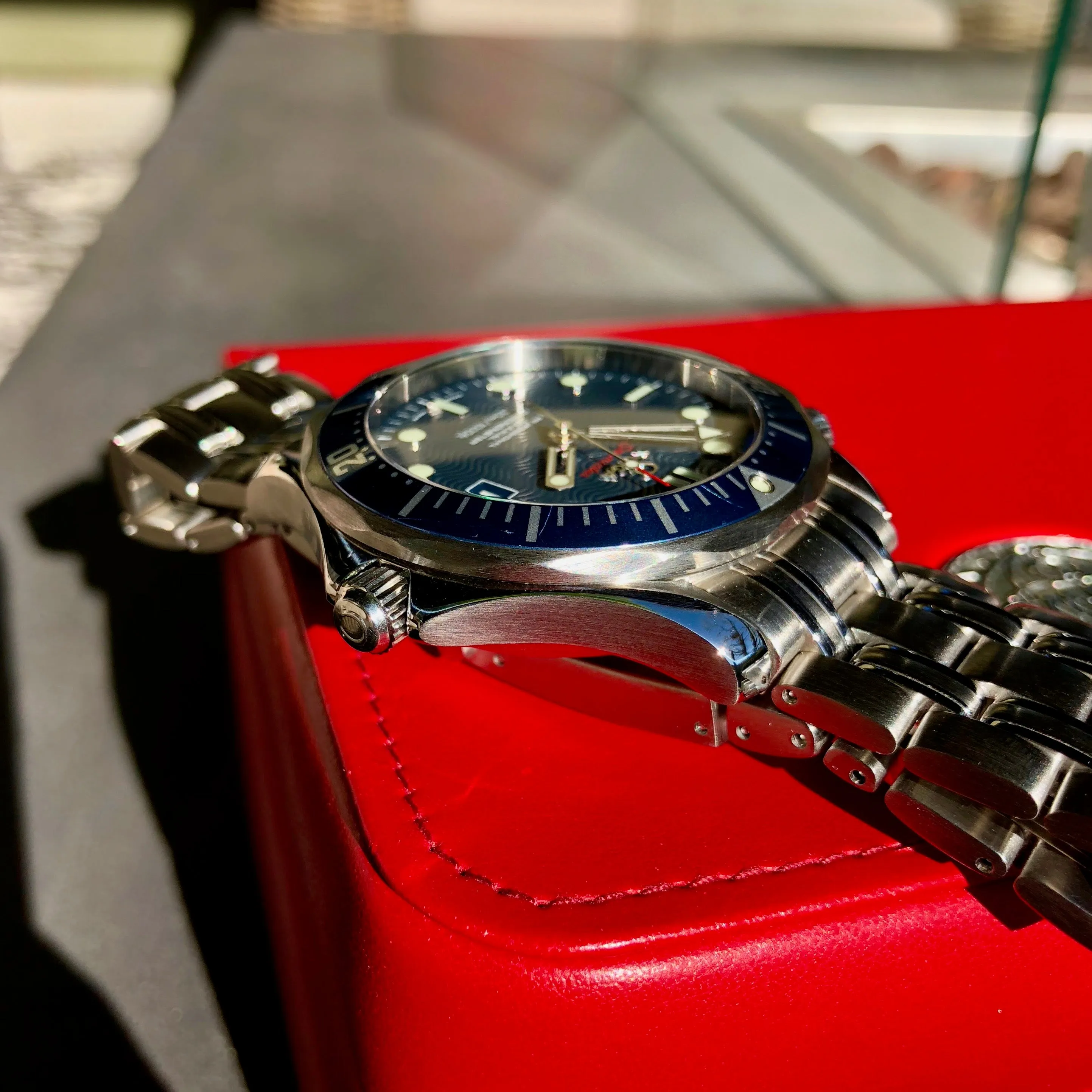 Omega Seamaster Professional Co-Axial Chronometer 2220.80 Blue Wave 41mm Steel Wristwatch Box Papers