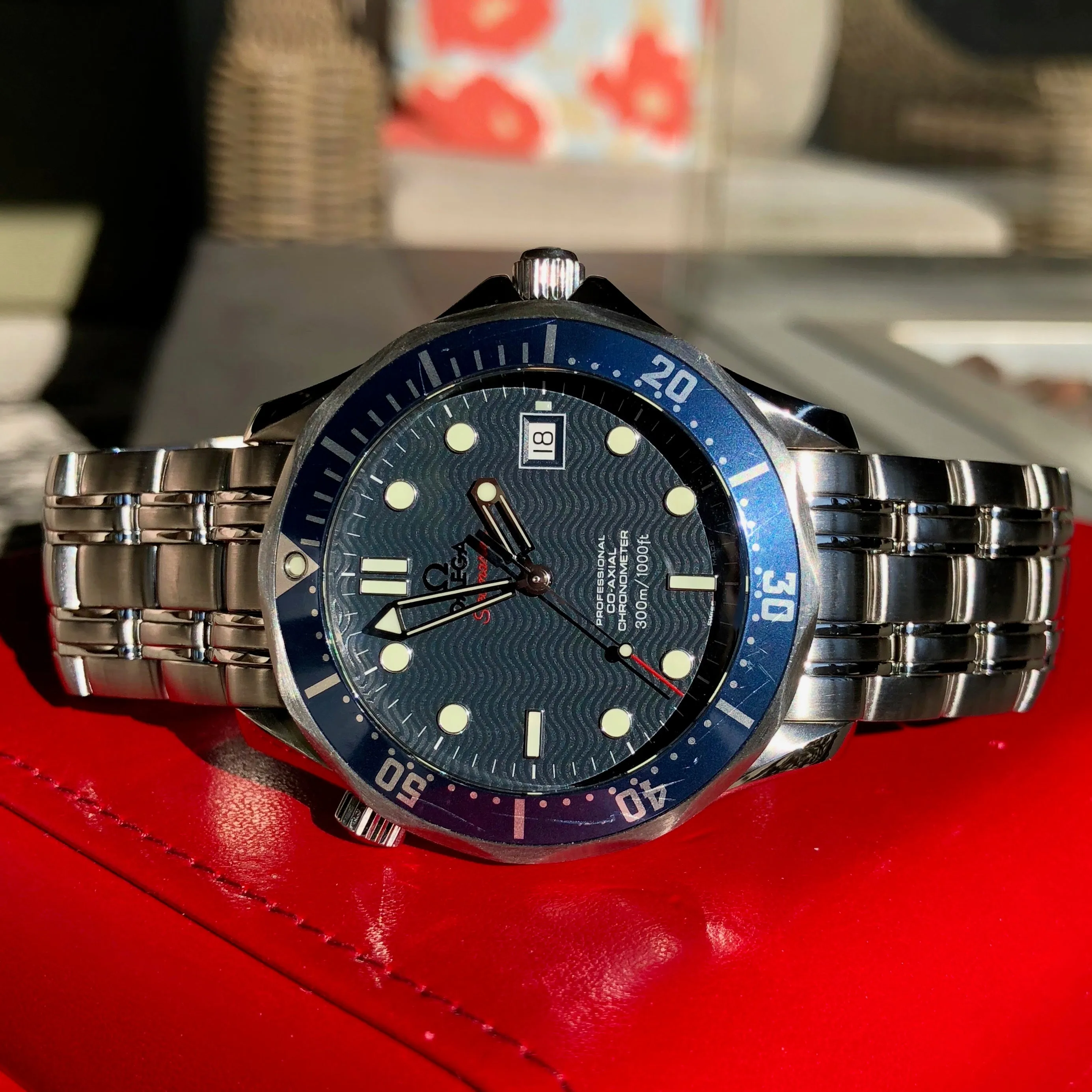 Omega Seamaster Professional Co-Axial Chronometer 2220.80 Blue Wave 41mm Steel Wristwatch Box Papers