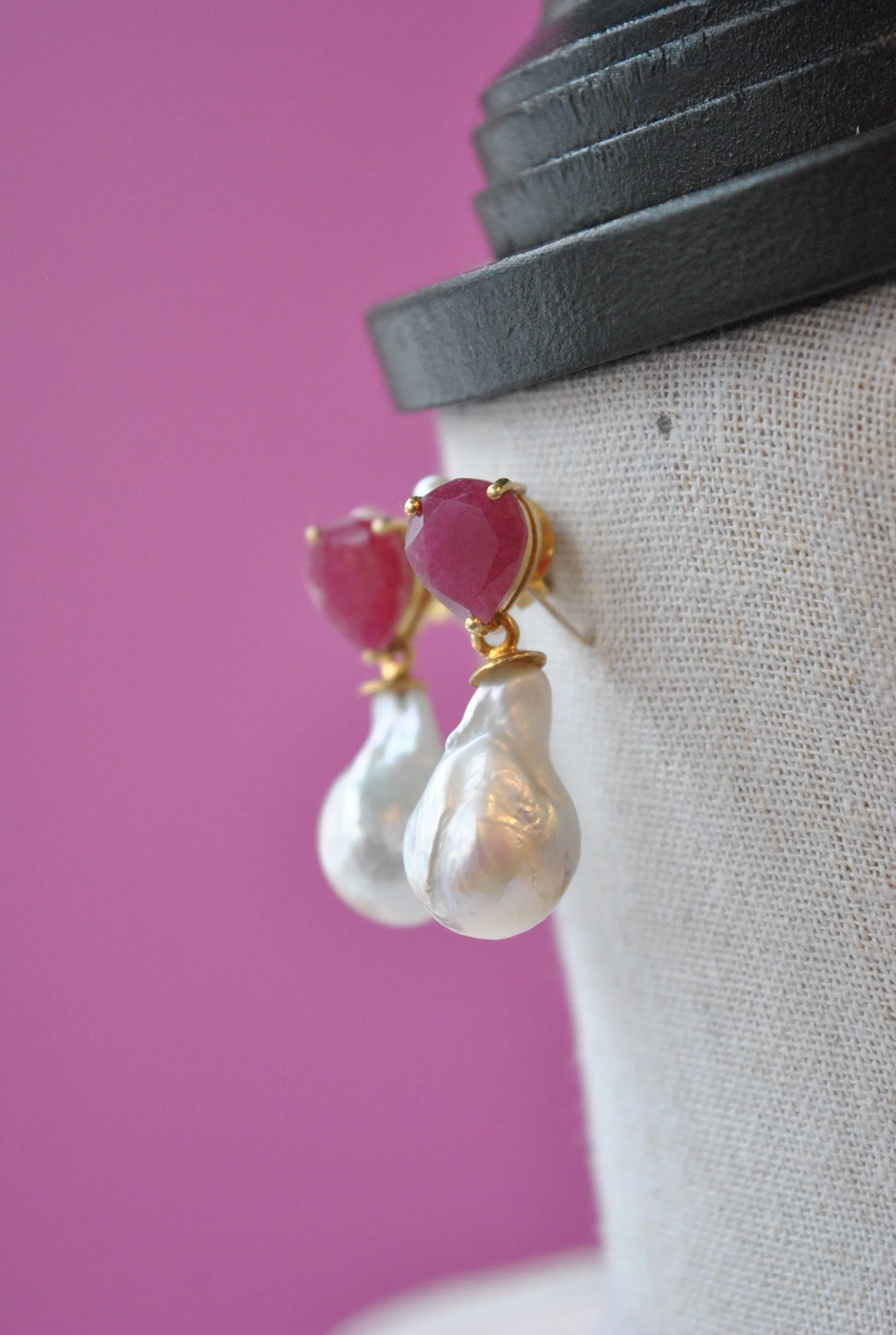 RUBIES AND WHITE JUMBO GRESHWAETR PEARLS ELEGANT EARRINGS