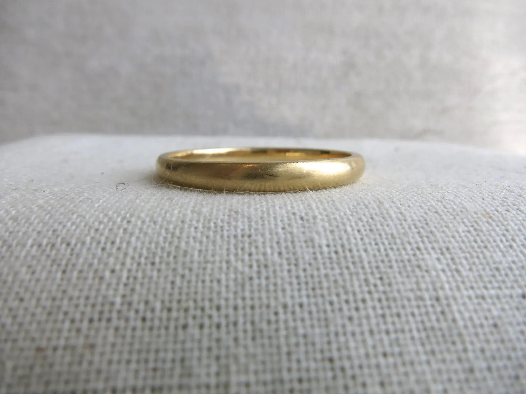 Smooth Half Round Band | 2mm