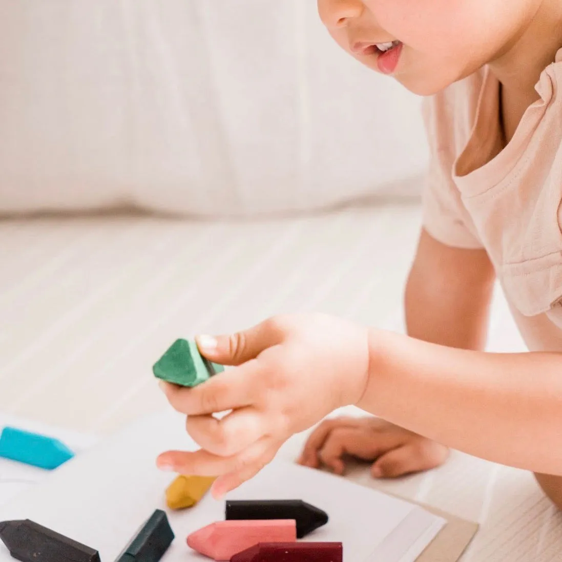 Triangle Crayons - 12M 